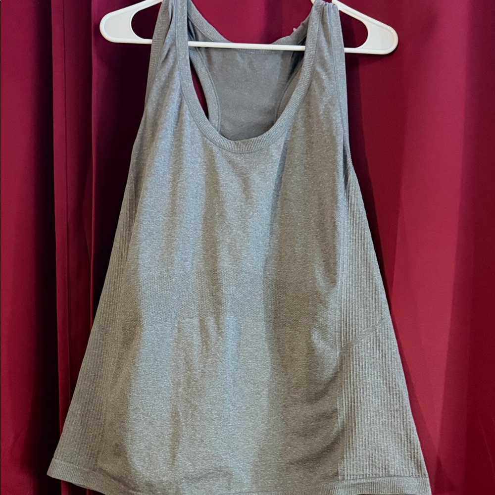 Old Navy Heather Gray Women's Tank Top